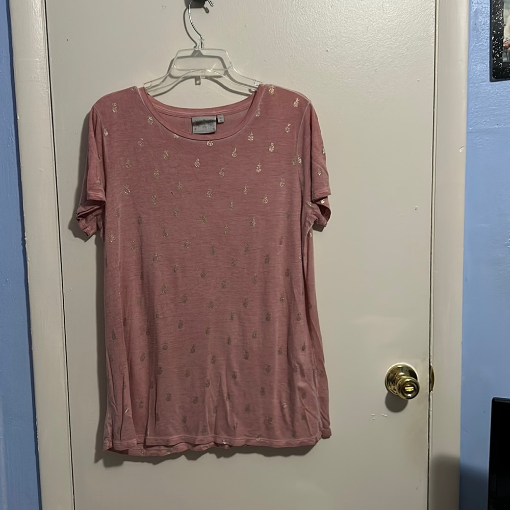 Dantelle XL Pink and Gold Pineapple Shirt